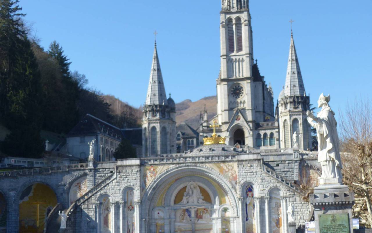 Sanctuary, Lourdes activities, Hôtels Vinuales